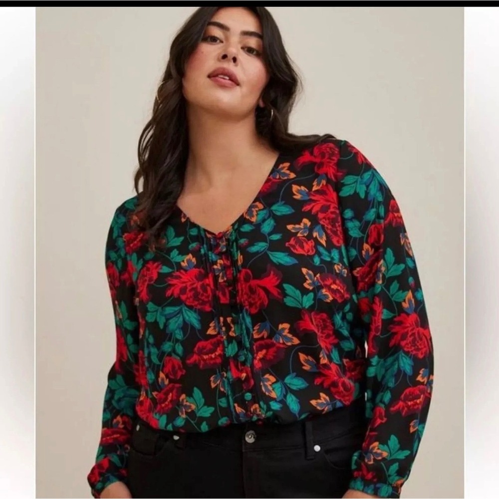 Torrid Floral Blouse Size 3 Boho Peasant Top Sheer Tie Neck Black